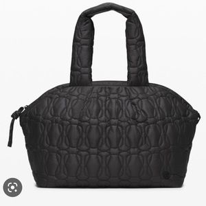 Lululemon Quilted Embrace Duffel Bag 20L